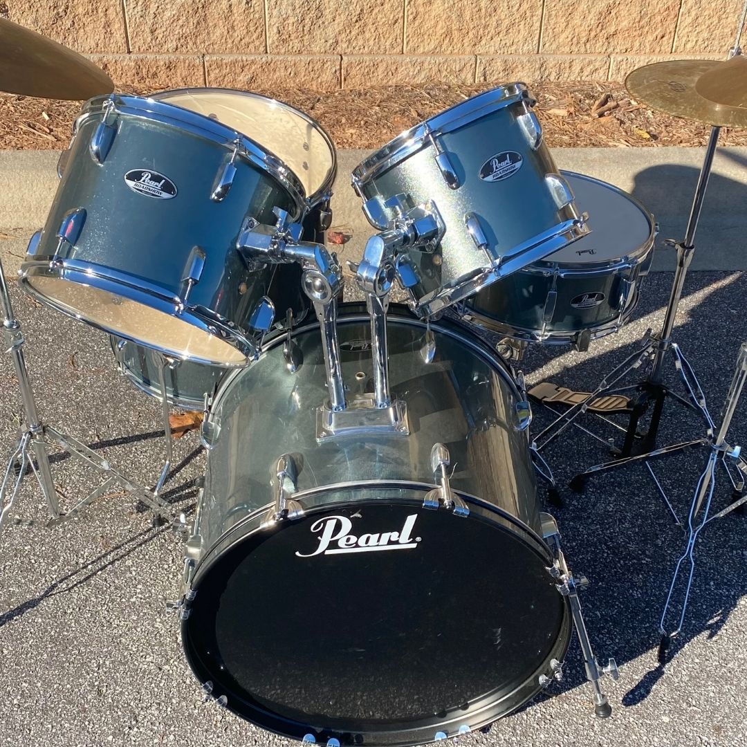 7 Pearl Roadshow grey